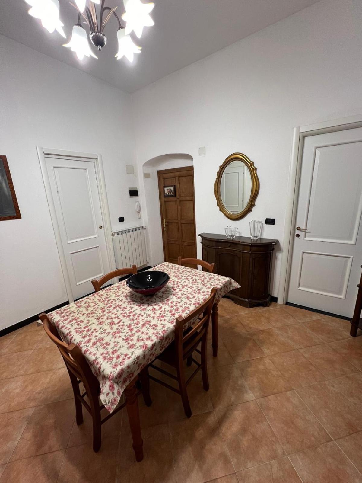 La Casa Di Franci Apartment Леванто Екстериор снимка